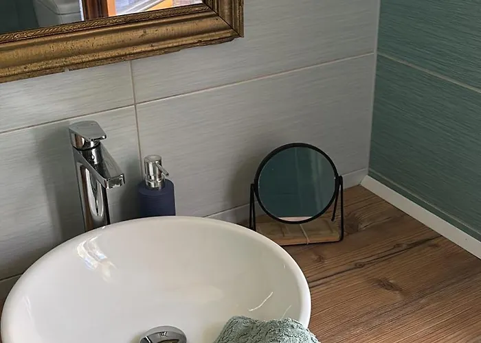 シャレー Tulipanos Haz バダチョニトマイ